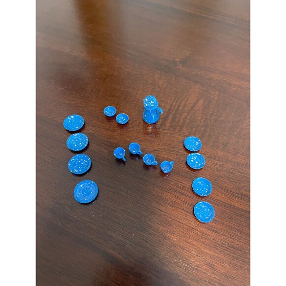 Vintage Spackleware/Enamel Dollhouse Kitchen Set - 16 Pieces - Picture 2 of 5